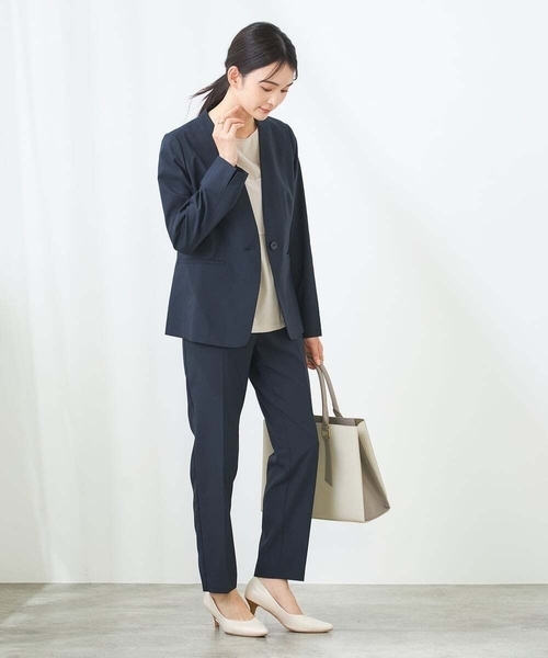 a.v.v（アーヴェヴェ）の「【洗える/イージーケア/UVカット/接触冷感/吸水速乾】サマーストレッチノーカラージャケット（ノーカラージャケット・レディース・ネイビー/ベージュ/ライトグレー・36/34/40/38/42）」の22枚目の写真