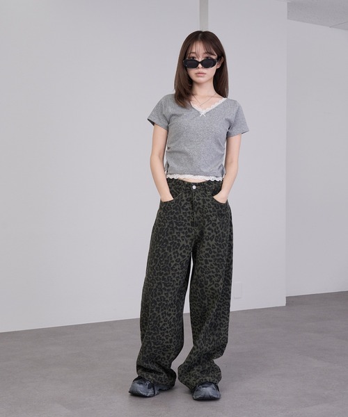 RAY CASSIN(レイカズン)の「【ウエスト調節可】サイド切替ワイドデニムパンツ(デニムパンツ・レディース・ブルー/スカイブルー/グリーン系その他2/ベージュ/ブラウン系その他2・FREE)」の15枚目の写真