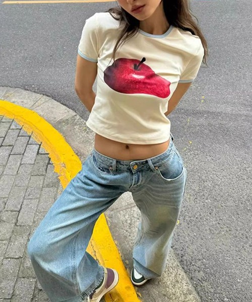 MEMECLE(メメクル)の「【 MEMECLE / メメクル 】アップルリンガーTシャツ(Tシャツ/カットソー・レディース・ホワイト・S/M/L)」の7枚目の写真