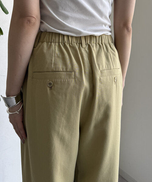 DouDou（ドゥドゥ）の「【WEB限定】チノライクツータックパンツ（その他パンツ・レディース・カーキ/オフホワイト/ベージュ/ブラック/ブラウン・FREE）」の8枚目の写真