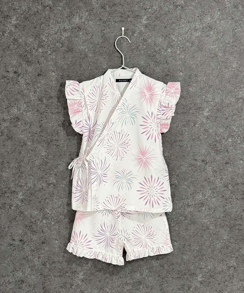 SHISKY(シスキー)の「SHISKY / シスキー 綿タッチ 接触冷感 花柄 花火柄 甚平 キッズ(浴衣・キッズ・パープル系1/ブラック系/ブルー系/パープル系/ネイビー系/ホワイト系・110/120/130/140/150/160)」の2枚目の写真