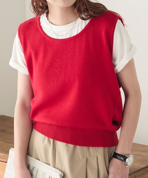 BONLECILL（ボンルシール）の「バックドレープニットベスト（ベスト・レディース・キナリ/レッド/ブラック/チャコールグレー・FREE）」の4枚目の写真