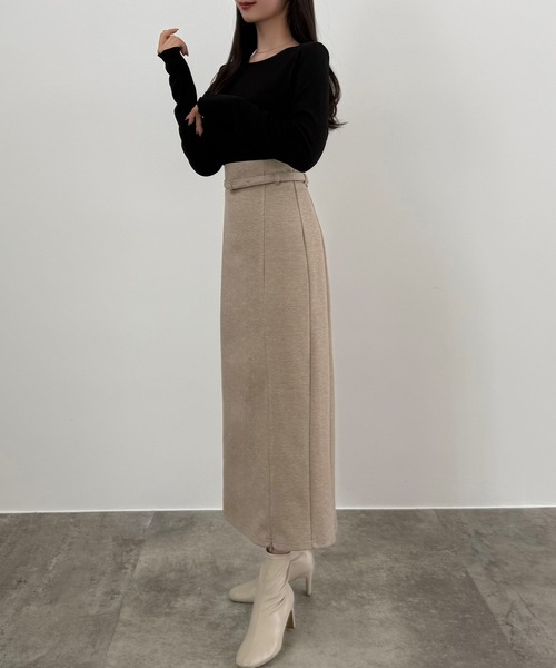 CENEA（セネア）の「スリットジップIラインスカート(伸縮あり、あったか生地、裏地なし)（スカート・レディース・チャコール/グレイッシュベージュ/ブラック/グレー/ダークブラウン・X-LARGE/LARGE/MEDIUM/SMALL）」の13枚目の写真