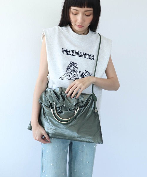 Three Four Time(スリーフォータイム)の「コンビ金手ハンドル2WAYトート(ショルダーバッグ・レディース・シルバー/ブラック/グリーン・FREE)」の22枚目の写真