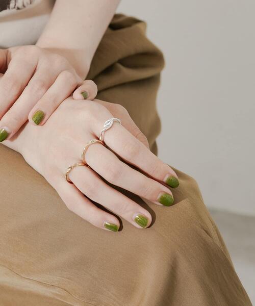 SMELLY（スメリー）の「3セットリング（リング・レディース・ゴールド系その他・-）」の4枚目の写真