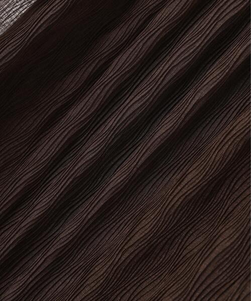 NATURAL BEAUTY BASIC(ナチュラルビューティーベーシック)の「◇Vネックプリーツワンピース(ワンピース・レディース・ダークブラウン/オフホワイト/オレンジ・P/S/MEDIUM)」の13枚目の写真