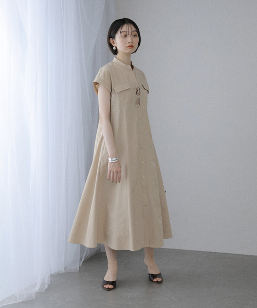 La TOTALITE(ラトータリテ)の「【洗える】ポケットフレンチスリーブシャツワンピース(ワンピース・レディース・ダークブルー/ブラウン/ベージュ・36/38)」の13枚目の写真