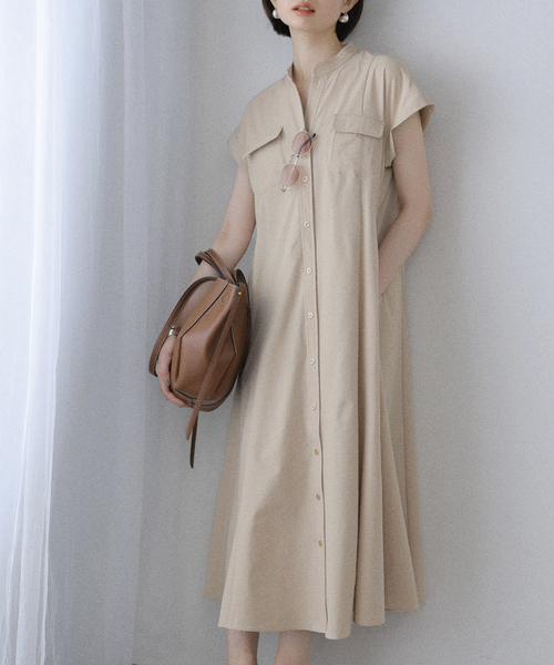 La TOTALITE(ラトータリテ)の「【洗える】ポケットフレンチスリーブシャツワンピース(ワンピース・レディース・ダークブルー/ブラウン/ベージュ・36/38)」の17枚目の写真