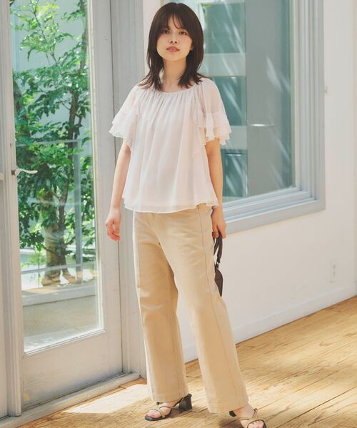 COHINA(コヒナ)の「2wayラッフルスリーブブラウス 【低身長・小柄女性】(シャツ/ブラウス・レディース・グレー/ホワイト/ベージュ・ONE SIZE)」の20枚目の写真