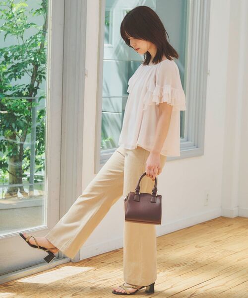 COHINA(コヒナ)の「2wayラッフルスリーブブラウス 【低身長・小柄女性】(シャツ/ブラウス・レディース・グレー/ホワイト/ベージュ・ONE SIZE)」の19枚目の写真