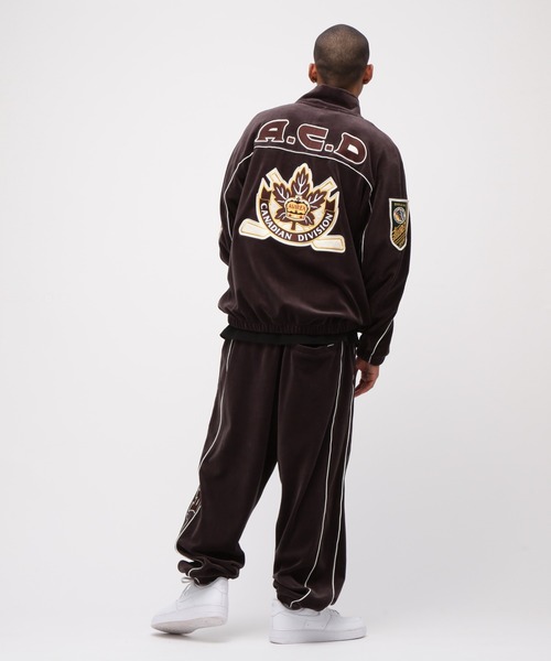 AVIREX（アヴィレックス）の「VELOUR PANTS "A.C.D" / ベロア パンツ / AVIREX / アヴィレックス（その他パンツ・メンズ・グリーン/ブラック・MEDIUM/LARGE/X-LARGE/XX-LARGE）」の8枚目の写真