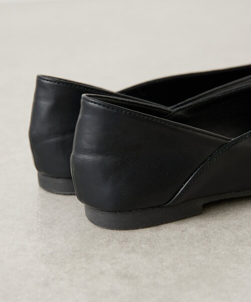 Jena espace merveilleux（ジェナ　エスパスメルヴェイユ）の「ワンポイントフラットパンプス（パンプス・レディース・ブラック/グレー・MEDIUM/SMALL/LARGE）」の9枚目の写真
