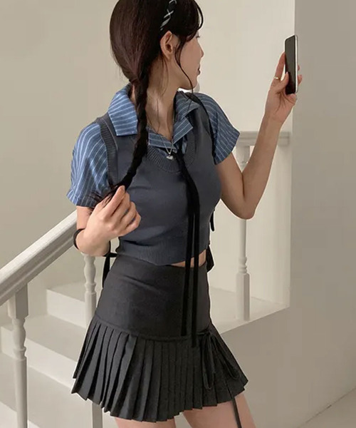 VIVID LADY(ビビッドレディー)の「ベストxシャツ レイヤード風 半袖トップス(Tシャツ/カットソー・レディース・ブラック/チャコールグレー/ベージュ・FREE)」の18枚目の写真