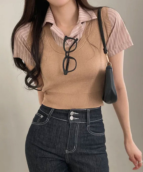 VIVID LADY(ビビッドレディー)の「ベストxシャツ レイヤード風 半袖トップス(Tシャツ/カットソー・レディース・ブラック/チャコールグレー/ベージュ・FREE)」の11枚目の写真