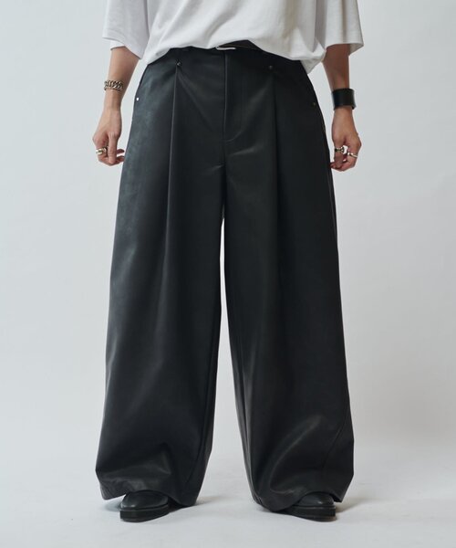 Lui's(ルイス)の「【SURJENT】 シンセティックレザーワイドストレートパンツ(その他パンツ・メンズ・ブラック/ブラウン・2/1)」の18枚目の写真