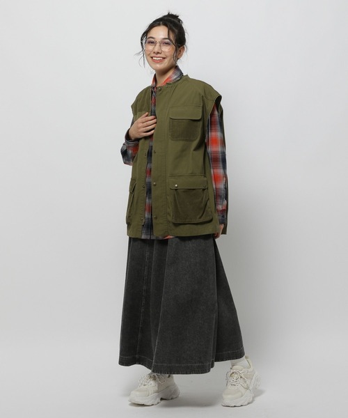 niko and...（ニコアンド）の「ハンティングリメイクベスト（ベスト・レディース・サックスブルー/カーキ/ベージュ・FREE）」の14枚目の写真