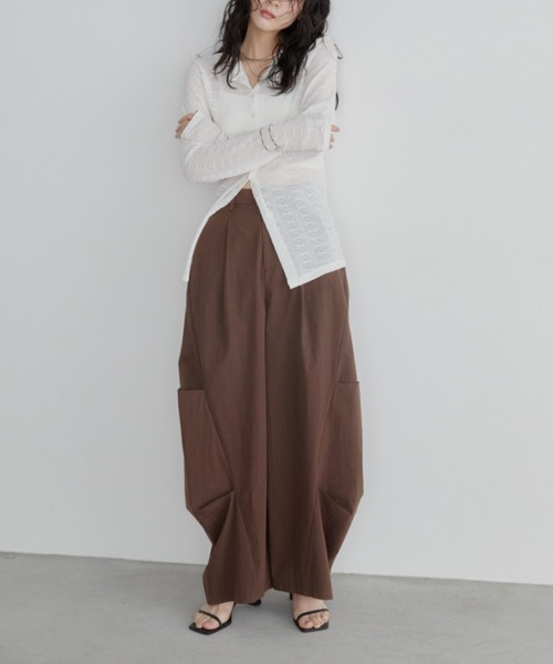 Aunt Marie's(アントマリーズ)の「ストレッチレースロングスリーブトップス(Tシャツ/カットソー・レディース・ホワイト/ブラック/ブラウン・FREE)」の7枚目の写真