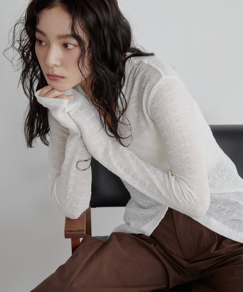 Aunt Marie's(アントマリーズ)の「ストレッチレースロングスリーブトップス(Tシャツ/カットソー・レディース・ホワイト/ブラック/ブラウン・FREE)」の22枚目の写真