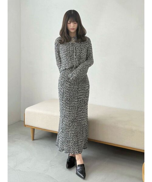 OUNNOUN（オウンノウン）の「【OUNNOUN】シュリンクシャーリングキャミワンピース（ワンピース・レディース・ブラック/ライム/ピンク・FREE）」の6枚目の写真