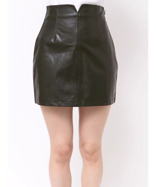 EMODA(エモダ)の「カーブウエストミニスカート(スカート・レディース・ブラウン/ブラック・SMALL/MEDIUM)」の13枚目の写真