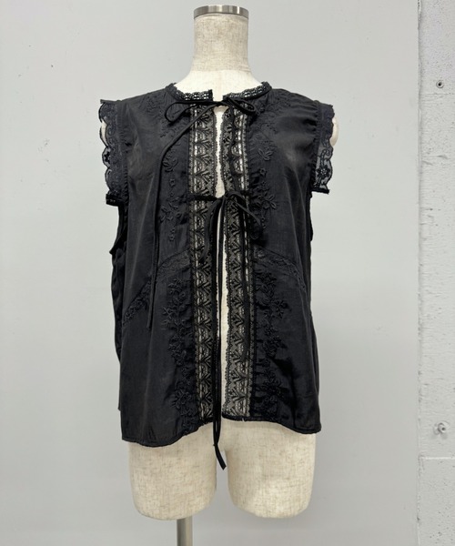PROVOKE (プロヴォーク)の「EMBROIDERY NS BLOUSE(シャツ/ブラウス・レディース・ブラック・FREE)」の2枚目の写真