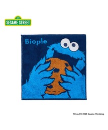 Cosme Kitchen（コスメキッチン）の「Biople / ＜セサミストリート＞ハンカチタオル　クッキーモンスター（その他ビューティーグッズ）」