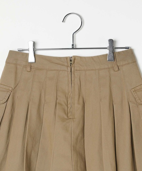 3.3 Field Trip （3.3フィールドトリップ）の「3.3 Field Trip／カーゴプリーツミニスカート（スカート・レディース・ベージュ/カーキ・FREE）」の12枚目の写真