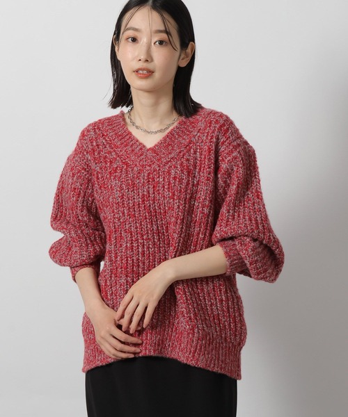 LAKOLE（ラコレ）の「3.5ゲージVネックニットプルオーバー / 577993（ニット/セーター・レディース・ブラウン/レッド/グレー/アイボリー・FREE）」の4枚目の写真