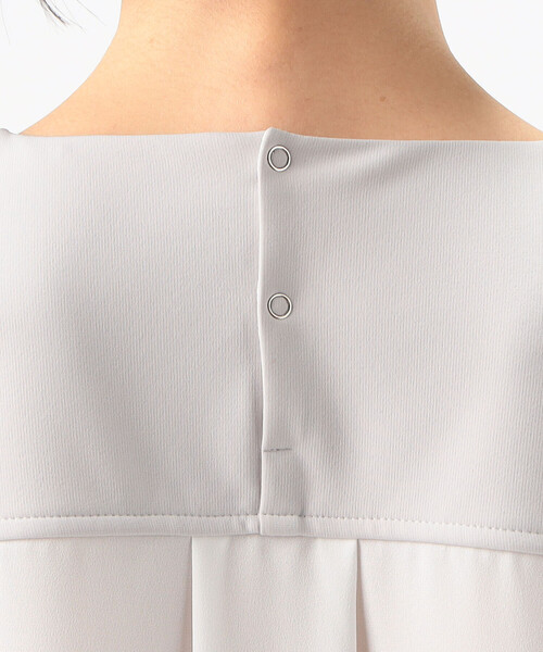 COMME CA(コムサ)の「マットストレッチポンチ プルオーバー(シャツ/ブラウス・レディース・ライトグレー/ホワイト/ブラック・9号)」の13枚目の写真