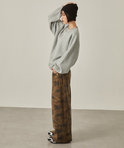 Snap club（スナップクラブ）の「【Snap club】シリコンロゴプリントスウェットライククルーネックニット（ニット/セーター・レディース・ダークブラウン/ライトグレー/スミクロ/オフホワイト・L/M）」の15枚目の写真