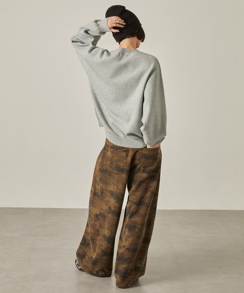 Snap club（スナップクラブ）の「【Snap club】シリコンロゴプリントスウェットライククルーネックニット（ニット/セーター・レディース・ダークブラウン/ライトグレー/スミクロ/オフホワイト・L/M）」の16枚目の写真