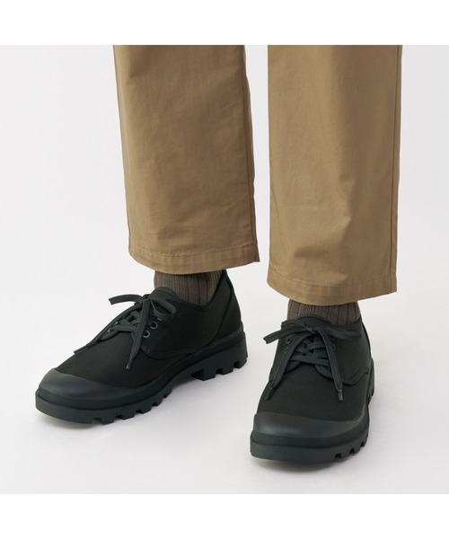 無印良品(ムジルシリョウヒン)の「紳士 柔らかい中敷を使用した 撥水タンクソールシューズ(スニーカー・メンズ・カーキ系/ブラック・XXL/XL/L)」の5枚目の写真