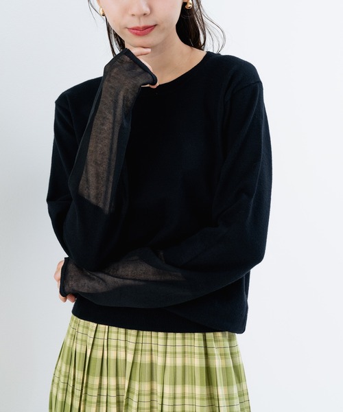 ANNA LUNA(アンナルナ)の「【ANNA LUNA】 袖シアー で 重ね着 も可愛く! 抜け感 をプラスする 万能 ニット(ニット/セーター・レディース・グレー/オフホワイト/ブラック/オレンジ・MEDIUM)」の5枚目の写真