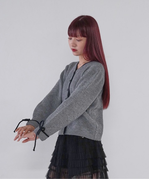 Uenui(ウニュイ)の「【 cunii 】 ribbon trim knit cardigan(カーディガン/ボレロ・レディース・グレー/ブラウン/ホワイト・FREE)」の8枚目の写真