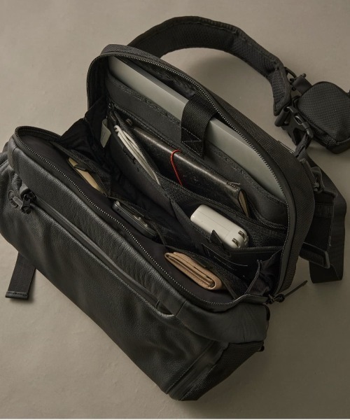 BROSKI AND SUPPLY Adjust big sling＋ミニポーチ BROSKI AND SUPPLY（ブロスキーアンドサプライ）の「Adjust big sling