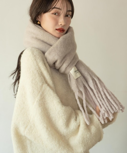 hinari(ヒナリ)の「MIXフリンジマフラー(マフラー・レディース・ピンク/グレー/クリーム/アイボリー・FREE)」の16枚目の写真
