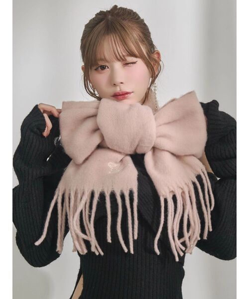 EATME（イートミー）の「E/Mロゴ刺しゅうマフラー（マフラー・レディース・ブラック/ピンク/ホワイト・FREE）」の19枚目の写真