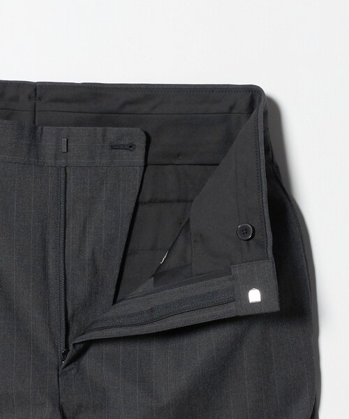 BEAUTY&YOUTH UNITED ARROWS（ビューティーアンドユースユナイテッドアローズ）の「ピンストライプ トロ 2プリーツ パンツ NO.9（スラックス・メンズ・ブラック/ダークグレー・XL/S/M/L）」の17枚目の写真
