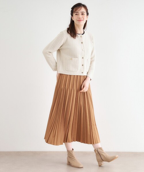 LAURA ASHLEY(ローラアシュレイ)の「【洗える/コットン100%/刻印ボタン】コームドコットンカーディガン(カーディガン/ボレロ・レディース・グレー/ネイビー・38/40)」の4枚目の写真