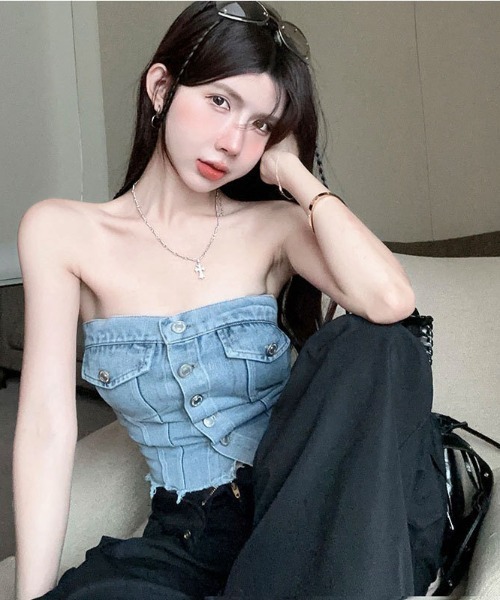NoBelle(ノベル)の「デニム コルセット ベアトップ(チューブトップ・レディース・ブルー/サックスブルー/ブラック・FREE)」の9枚目の写真