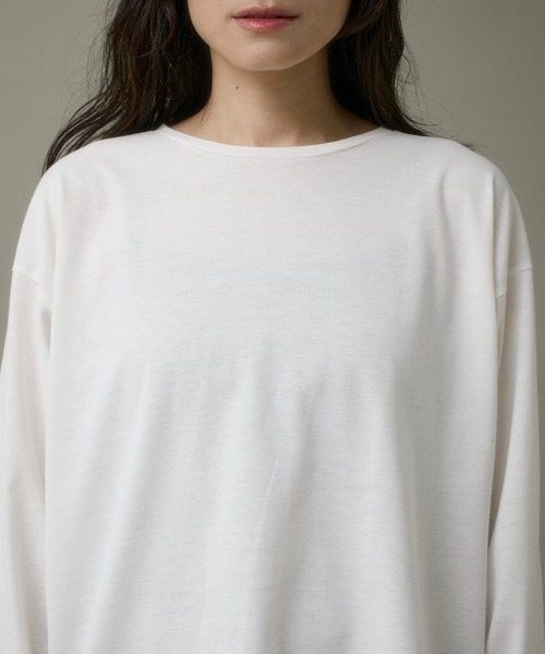 I.T.'S international(イッツインターナショナル)の「オーバーサイズロングTシャツ(Tシャツ/カットソー・レディース・ホワイト/ネイビー/ブラック・フリー)」の18枚目の写真