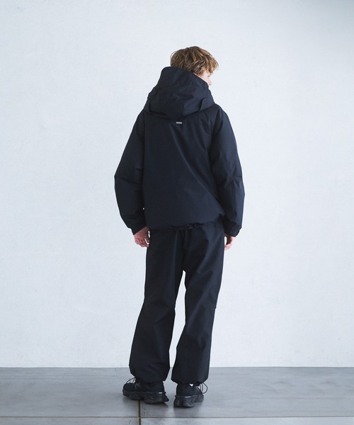 +phenix（プラスフェニックス）の「+phenix(プラスフェニックス)FISHERMANS DOWN JACKET フィッシャーマンズダウンジャケット by GORE TEX LABS ゴアテックス（防風 / 保温性)（ダウンジャケット/コート・メンズ・ブラック/ベージュ/ネイビー・S/M/L/XL）」の7枚目の写真