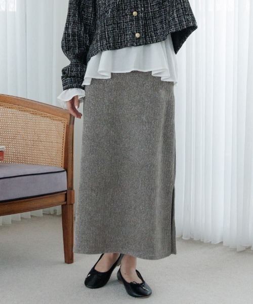 flower（フラワー）の「グリッターニットスカート2（スカート・レディース・ブラック/グレー・FREE）」の2枚目の写真