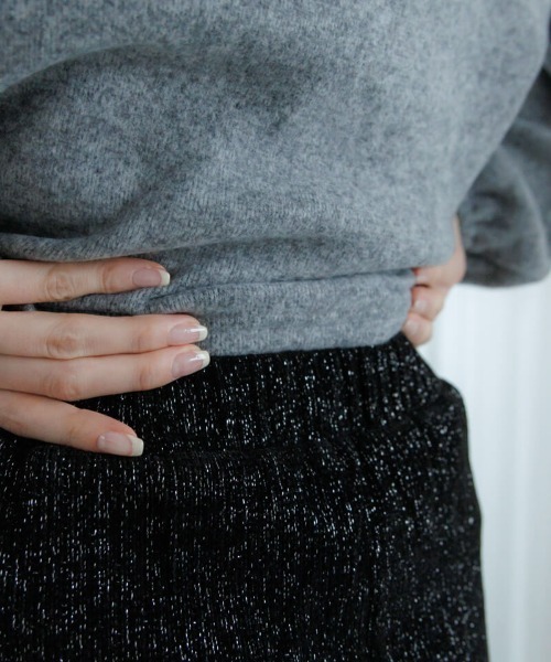 flower（フラワー）の「グリッターニットスカート2（スカート・レディース・ブラック/グレー・FREE）」の14枚目の写真