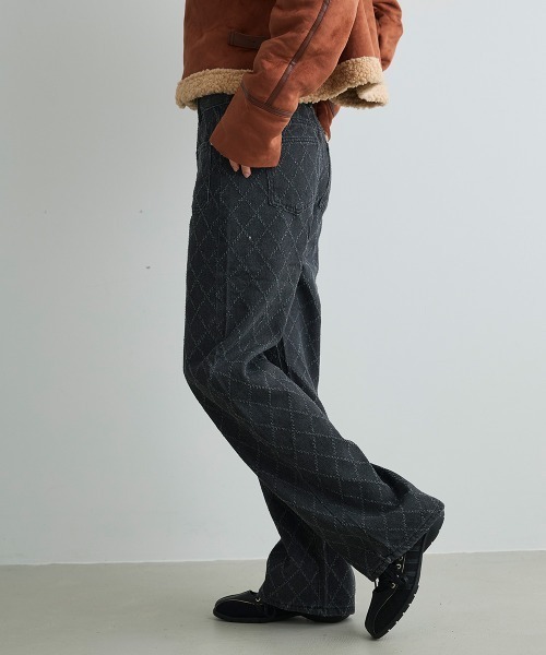 Mirette(ミレット)の「キルティングステッチワイドデニムパンツ Quilted Stitch Wide Denim Pants(デニムパンツ・レディース・ブルー/ブラック・SMALL/MEDIUM/LARGE)」の7枚目の写真