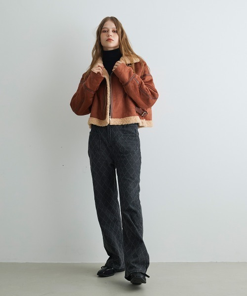 Mirette(ミレット)の「キルティングステッチワイドデニムパンツ Quilted Stitch Wide Denim Pants(デニムパンツ・レディース・ブルー/ブラック・SMALL/MEDIUM/LARGE)」の9枚目の写真