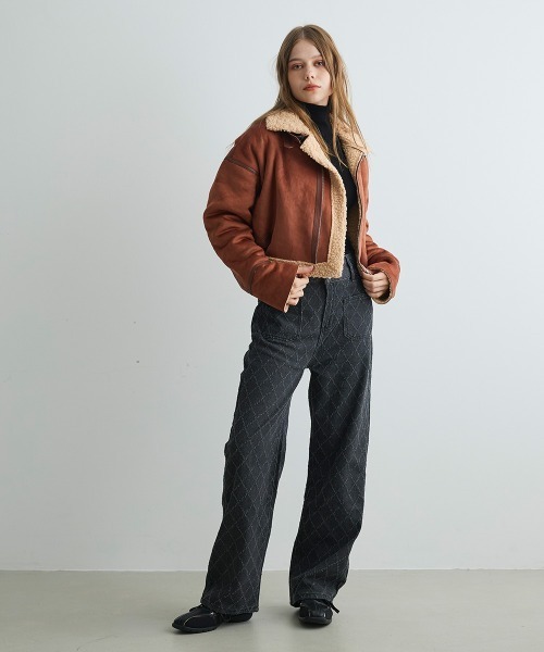 Mirette(ミレット)の「キルティングステッチワイドデニムパンツ Quilted Stitch Wide Denim Pants(デニムパンツ・レディース・ブルー/ブラック・SMALL/MEDIUM/LARGE)」の11枚目の写真