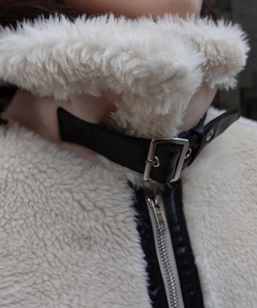 CORNERS(コーナーズ)の「ボアオーバーサイズフライトジャケット(ムートンコート・レディース・アイボリー/ブラック・M)」の16枚目の写真