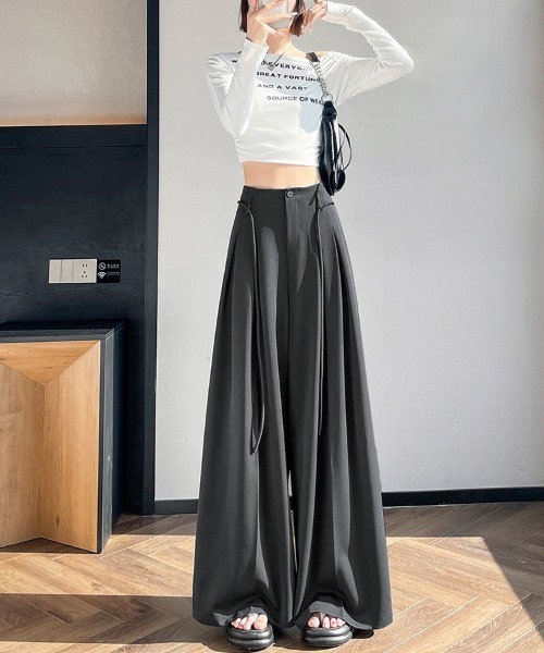 ReRe(リリ)の「プリーツ風ワイドパンツ(その他パンツ・レディース・ベージュ/グレー/ブラック・MEDIUM/LARGE/X-LARGE)」の9枚目の写真