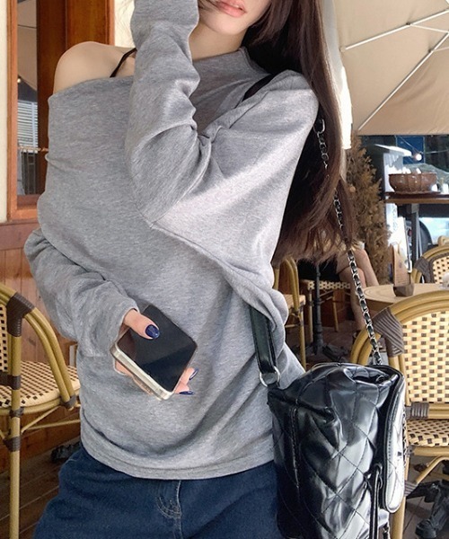 FREE STYLISTS(フリー スタイリスト)の「YUGA_YGMC Half-shoulder draped top(Tシャツ/カットソー・レディース・ライトグレー/オートミール/ブラック・FREE)」の15枚目の写真